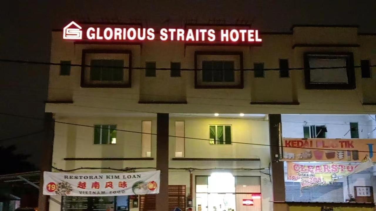 Glorious Straits Hotel Malacca Bagian luar foto