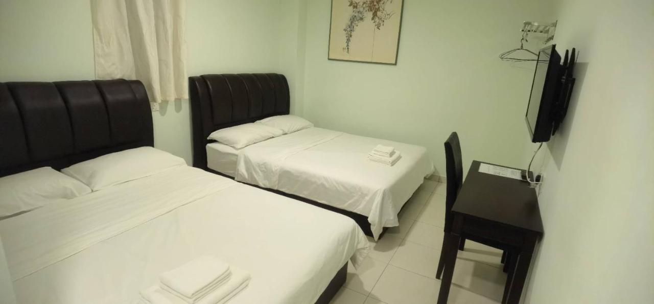 Glorious Straits Hotel Malacca Bagian luar foto